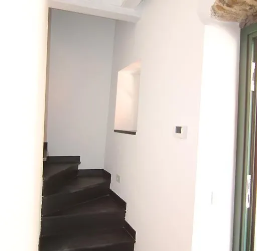 5 Lands Yellow * Levanto